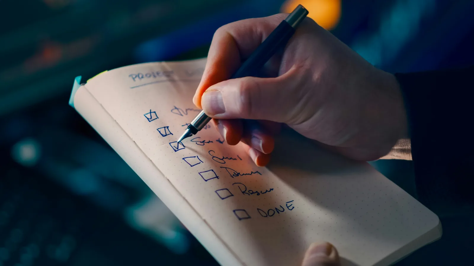 Checklist illustration for evaluating clinical AI vendors